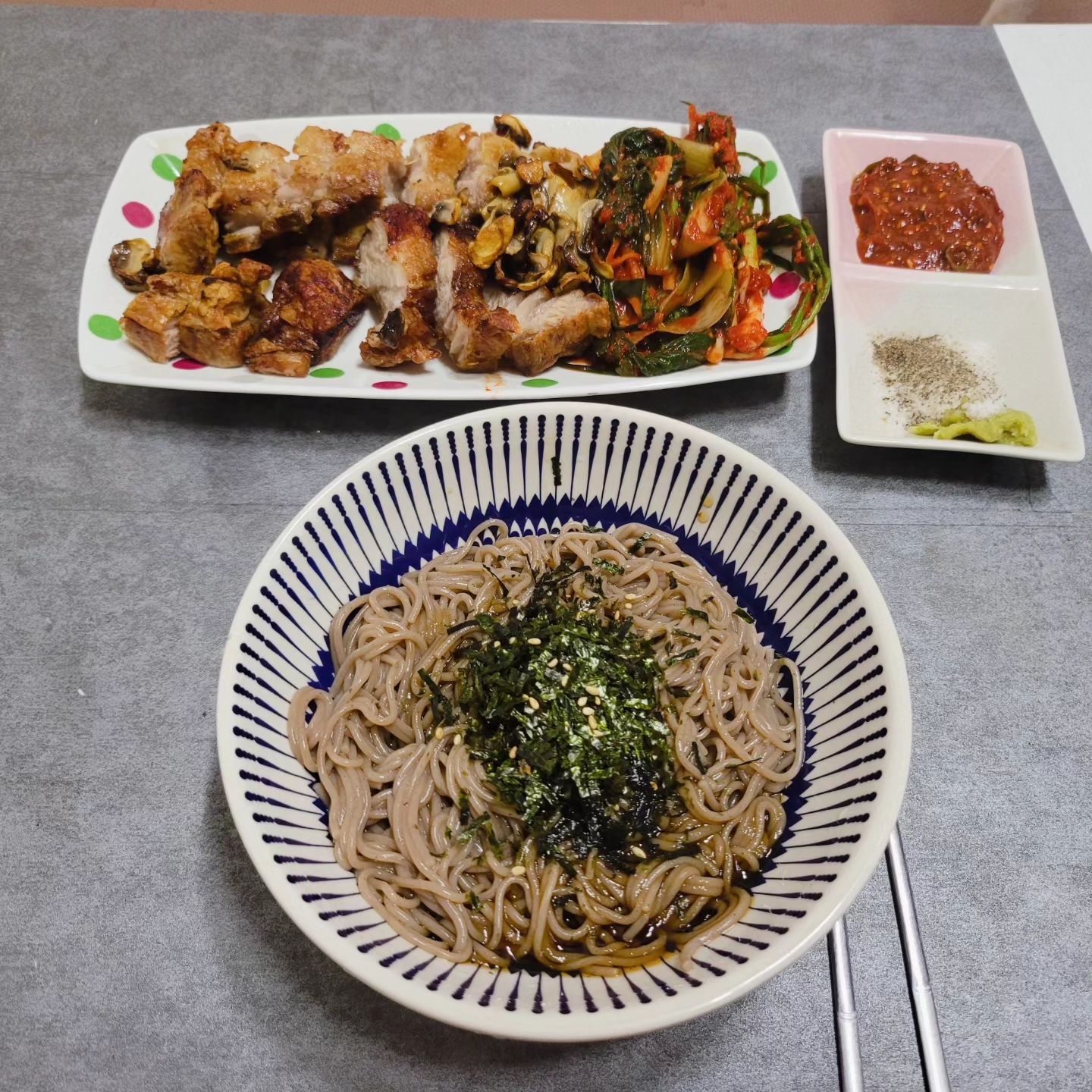 주말치팅데이 마무리
ㆍ
ㆍ
ㆍ
#다이어트 #치팅데이 #건강한돼지 
#삼겹살 #등갈비 #설렁탕 #존맛텡 
#주말 #회사원 #직장인 #맛스타그램 #홈쿡 #홈쿡스타그램 #먹는게제일좋아 #여자로사는길 #다이어트중