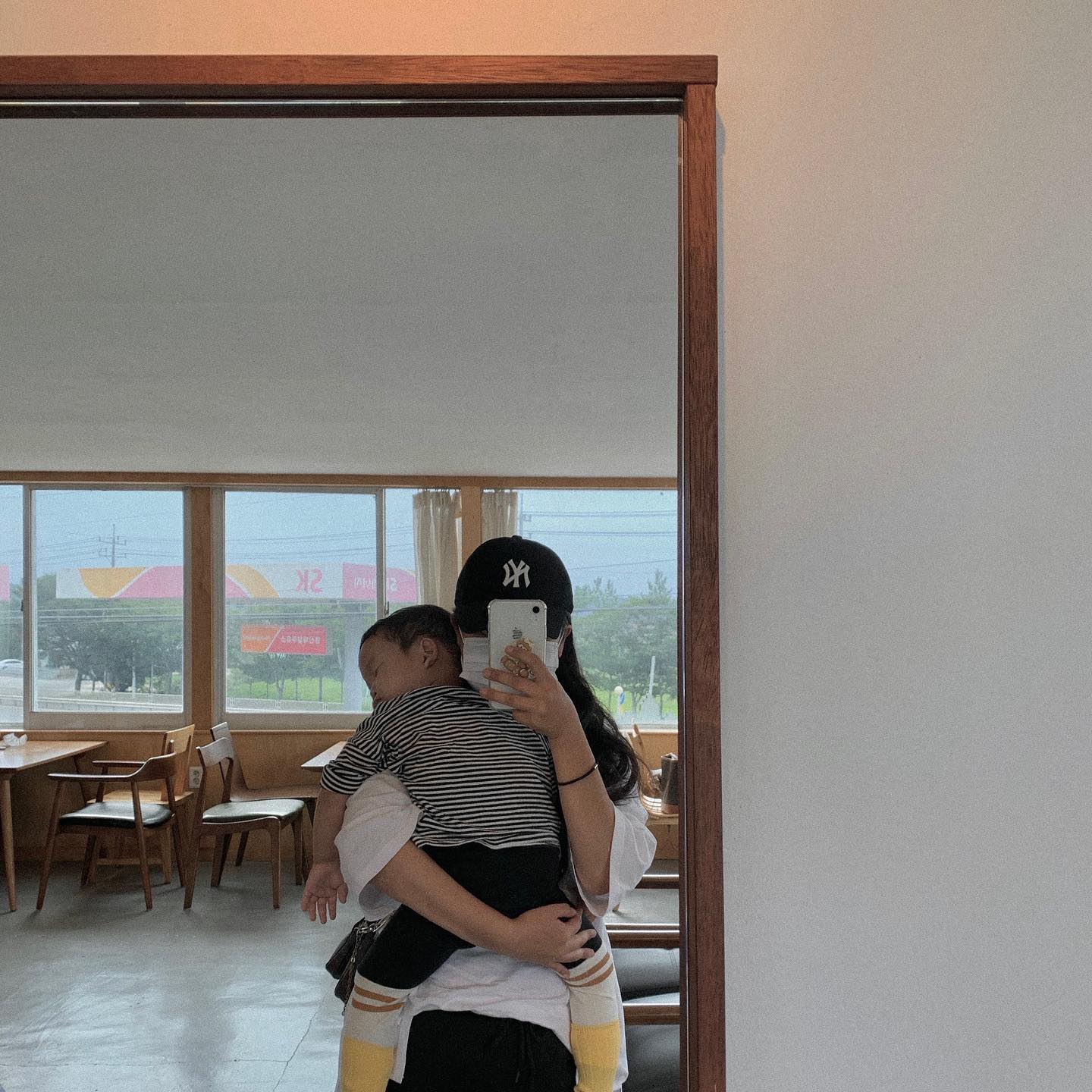 •
⠀ ⠀⠀⠀⠀⠀ ⠀⠀⠀ ⠀ ⠀⠀
🎈👼🏻ㅅrㄹ6ㅎH , 김지한 _ 𝙼𝚢 𝙰𝚗𝚐𝚎𝚕 , 잘자 🌙