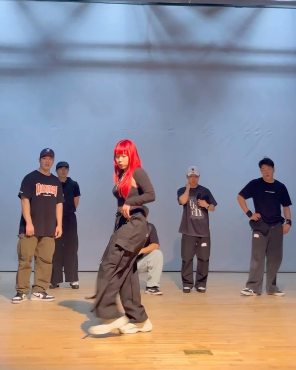 bringout_flavor 
작년 베이비잼 이후로 처음 나간 올장르 배틀,,,

다들 잘했다고 해주셔서 감사합니다🙇🏼‍♀️
종종,,,, 도전해볼진 모르겠지만,,,,
프리스타일도 열심히 해볼게요☺️🙌🏻

#redjin #dance #dancer #freestyle #dancebattle #dualipa #newrules #숭실대 #bringoutflavor #dancevideo