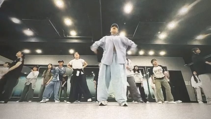 연말에도 모두 행춤 행춤

firstdance_academy 

#hiphop #hiphopdance #basic #dance #dancer #baeu