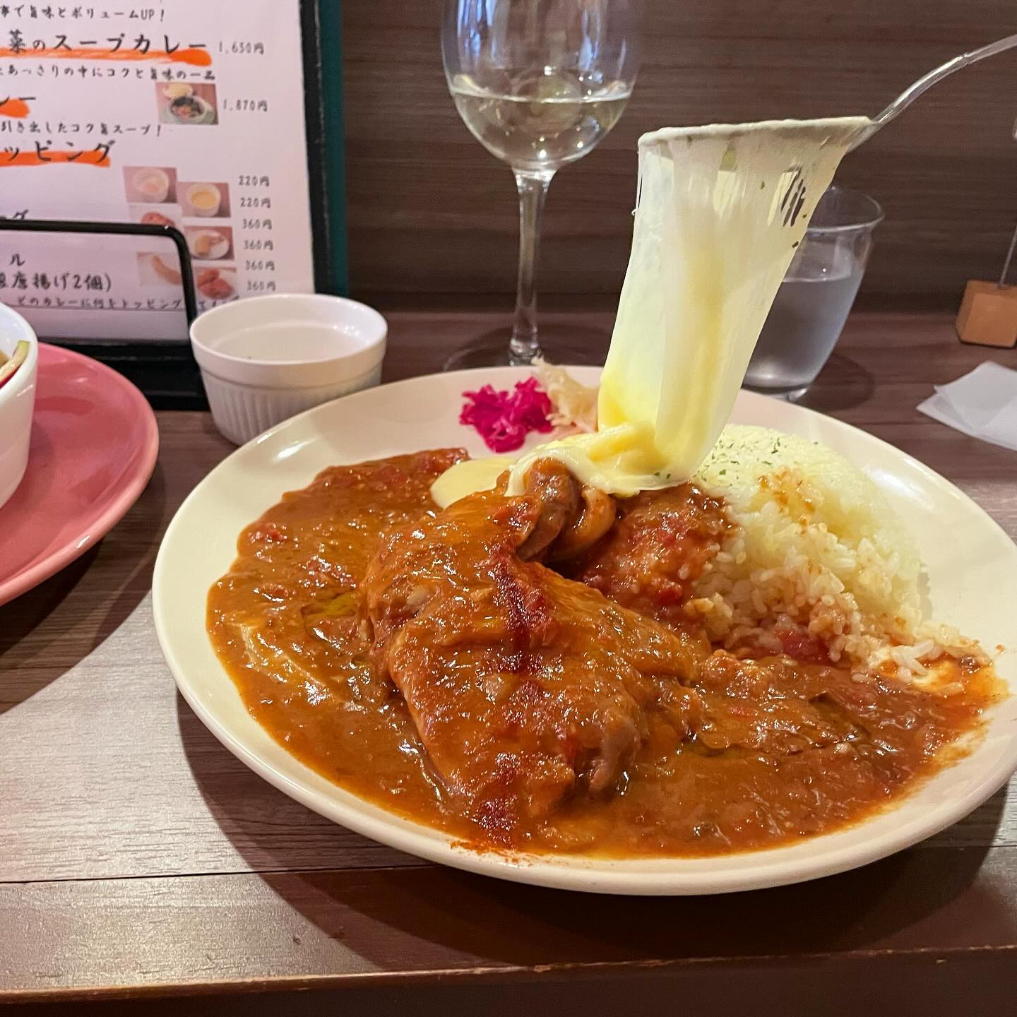 #삿포로도장깨기 #2일차 

가라쿠-트레져-스아게 돌고돌아 온 cafe_de_spice

난 버터카레가 맛있다!!

#삿포로여행 #훗카이도여행 #삿포로스프카레 #삿포로스프카레맛집 #sapporo #hokkaido #sapporofood #sapporobeer