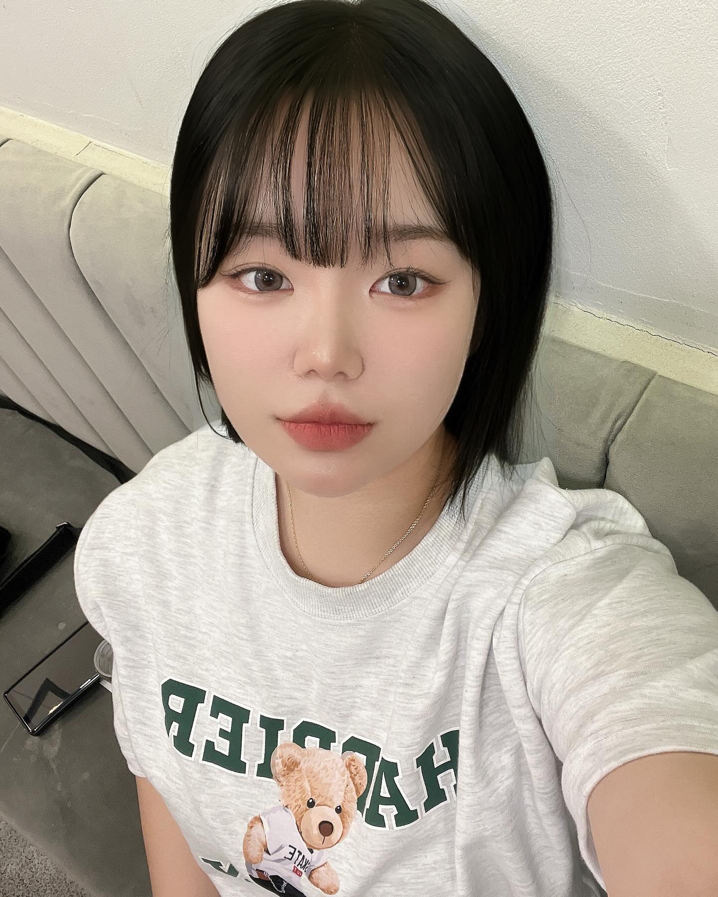 메이크업 귀찮을 때 한번의 터치로 일주일동안 메이크업 안하는 꿀팁 🙂‍↕️
브로우타투지만 아이라인 , 애굣살에도 살짝 그려주면 일주일동안 지워지지 않는 쌩얼메이크업 완성 !

✔️ 168시간 지속효과
✔️ 눈썹 꼬리까지 정교하게 가능한 마커펜 타입
✔️ 악악지성도 사용가능힌 워터프루프 + 오일프루프 
✔️ 다크브라운 / 내추럴브라운 2 color

피부층 착색이 아닌 각질층에 태닝을 시키는 원리로 피부 각질과 함께 자연스럽게 탈각되는 과정 !
이번 여름 워터파크에서 살아남는 유일한 내 눈썹 만들어보기 🐳

구매링크 : https://www.lukfixx.com

#협찬 #포블로그 #룩픽스 #여름휴가템 #여름휴가 #아이브로우 #안번지는아이브로우 #타투브로우 #타투아이브로우 #아이브로우추천
#워터프루프아이브로우 #눈썹타투펜 #눈썹틴트 #아이브로우타투 #168타투 #룩픽스168아이브로우