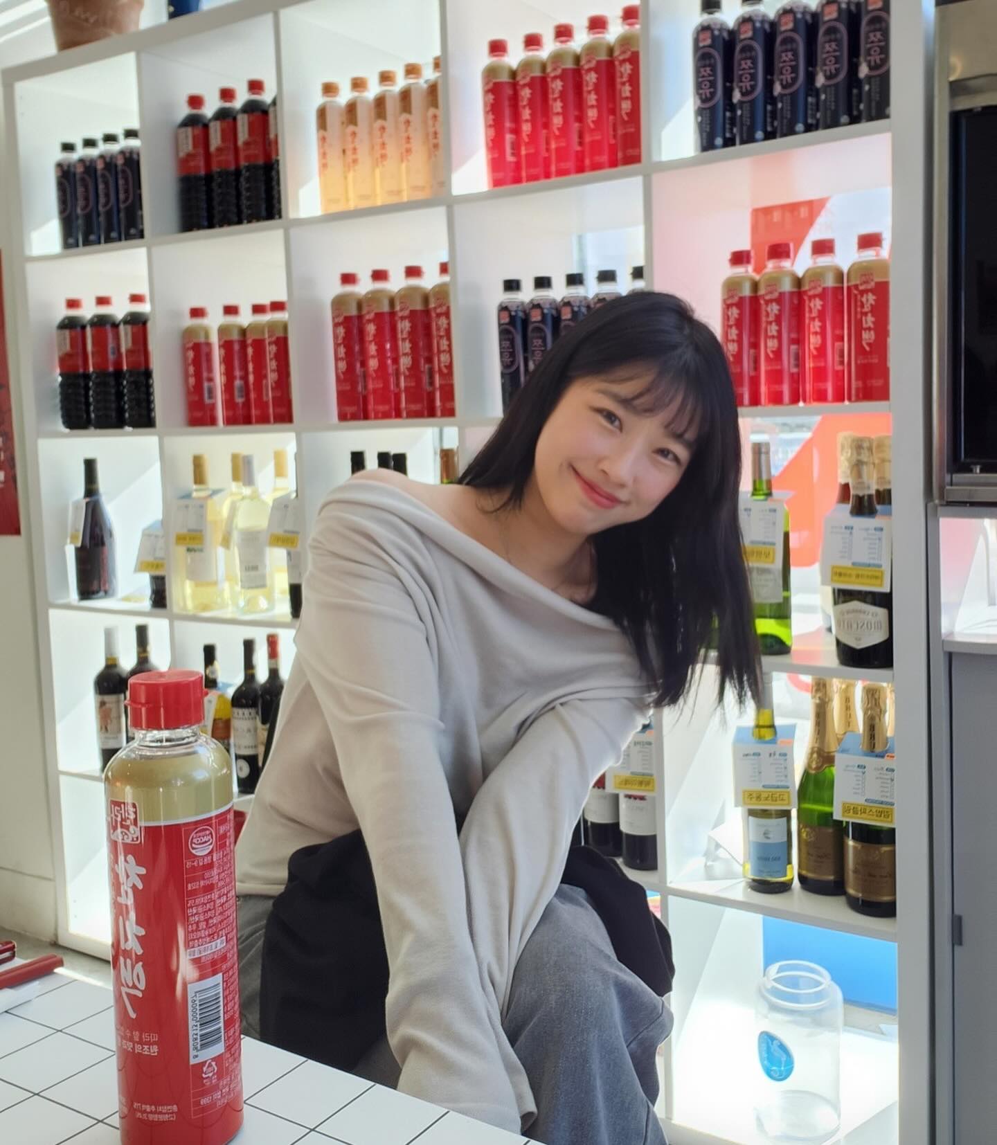 한라식품 x 요리요정 팝업스토어 
#킹오브더참치액 방문했어요 💜

한라식품으로 맛을 낸 한식 한상차림과 와인페어링을 진행해요
완벽한 맛과 페어링 된 술에 조합이 너무 좋았던 ✨

참치액 1등 한라식품의 첫번째 팝업을 
12/2 토요일까지 성수 위키드와이프에서 진행합니당 🫶〽️

yoyo_company hallafood.co twinktwinkstar 
✔️요기로 예약 필수

creator.d_hannah 덕분에 재밌고 행복한 하루였어요 감사합니당 🌷

#팝업 #팝업스토어 #한라식품 #요리요정 #위키드와이프 #성수동 #성수팝업 #와인페어링 #팝업레스토랑 #성수동팝업 #성수동핫플레이스 #한라참치액