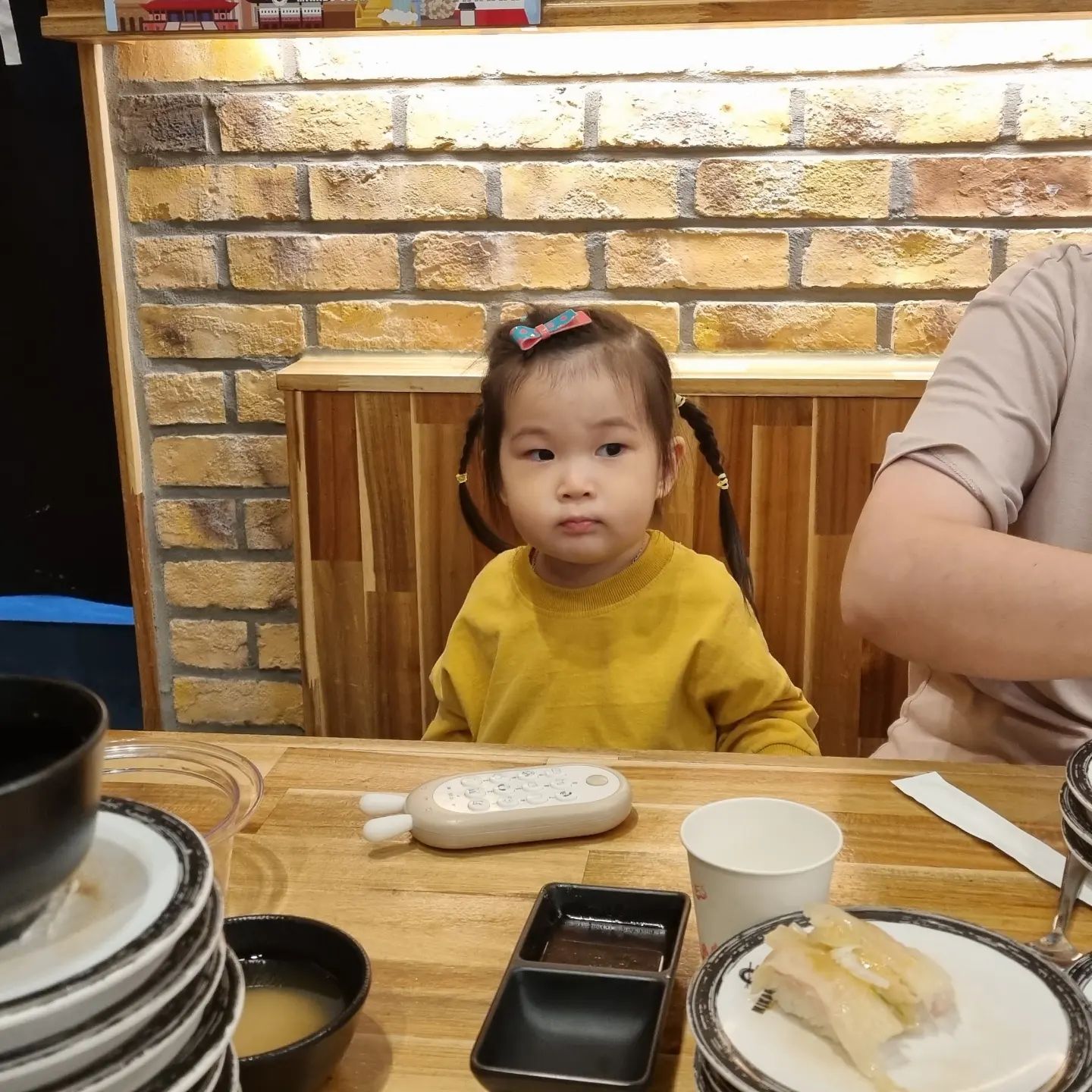 30개월 애기지만 혼자 6접시 쌉가능!

#미카도스시 #해외여행 #미카도스시송도트리플점