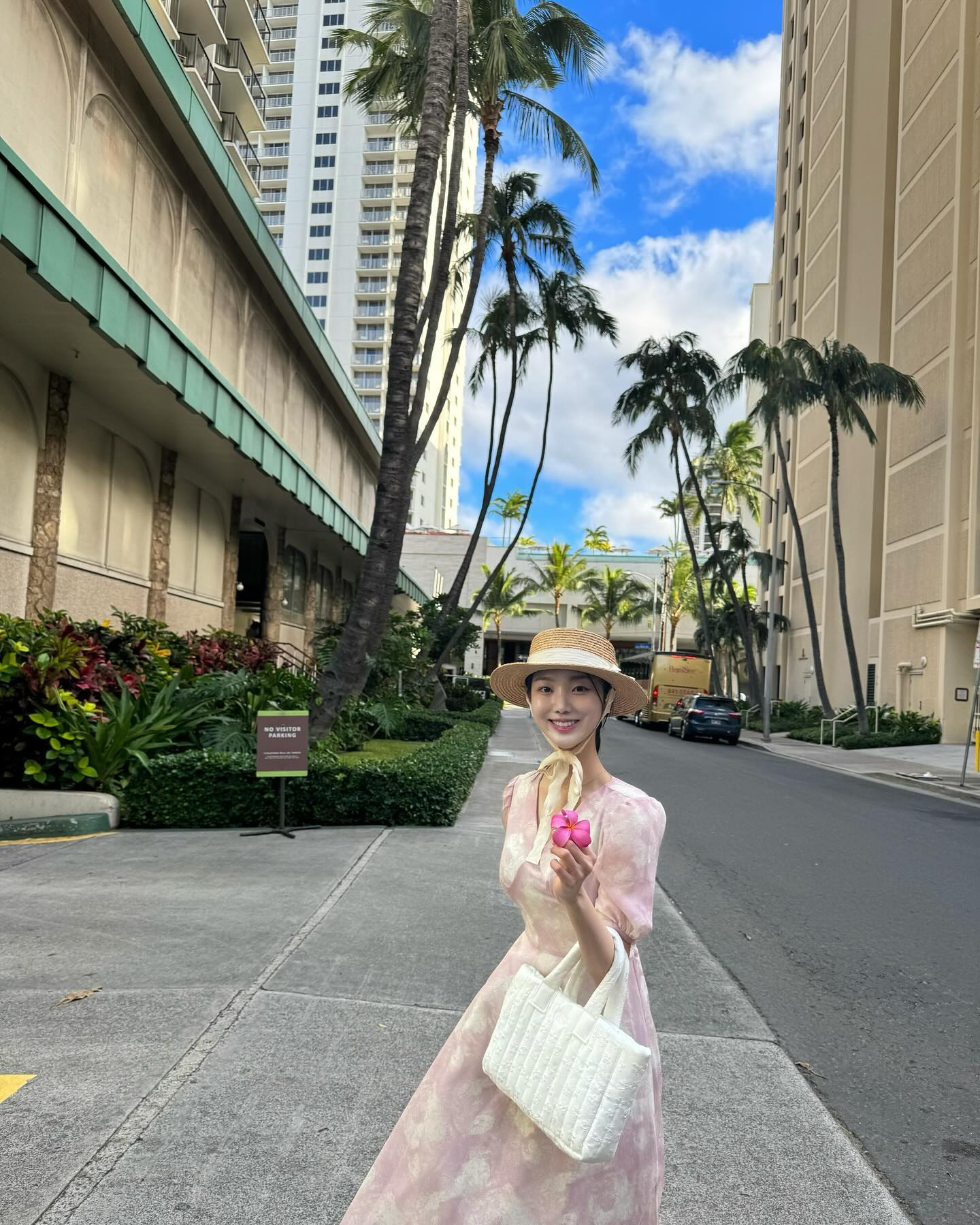 오빠한테 협박 받고 얼레벌레 뒤쥭박죽 올립니다…🏝️(~˘▾˘)~