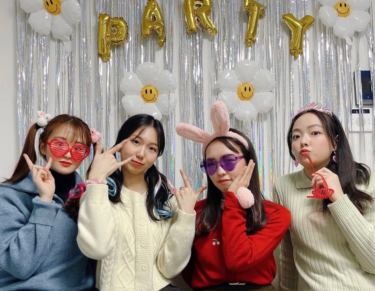 옹굥똔민 반오십파티🥳🥳 
25살 맞지 우리..?😳 
#파티