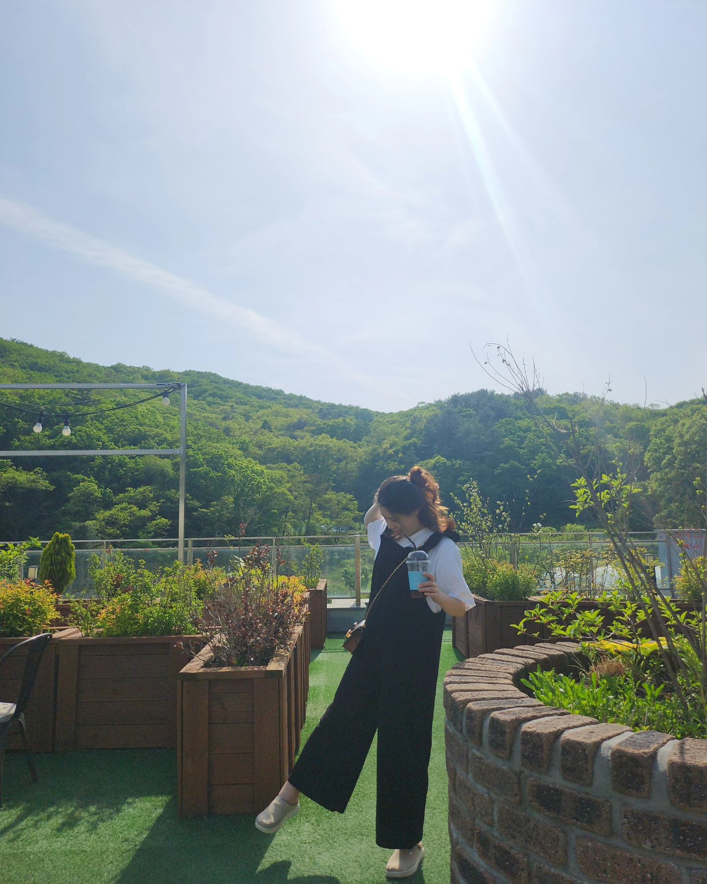 .
정말 이 날이 마지막 둘만의 데이트일줄은 상상치 못햇다🤭
아랑이 태어난지 이제 겨우 12일밖에 안됬는데..🥲
저 날이 벌써 너무 그립다😭
뱃속에 있을때가 젤 좋을때라는 어른들의 말이 딱맞는말이어따🤣

분명 출산 전날까지만해도 당구장에서 당구🎱치고 놀았었는데
하루 아침에 바껴버린 일상🩵
앞으론 색다른 재미지는 일들이 생겨나게찌💕
.
.
.
.
.
.
.
.
.
.
.
.
.
.
.
.
.
#새로운인생 #마지막 #둘만의데이트 #앞으로는 #3명 #이또한 #행복 #기대된다 
#출산 #12일차 #만삭임산부 #부부스타그램 #열씸히 #육아하자 #홧팅