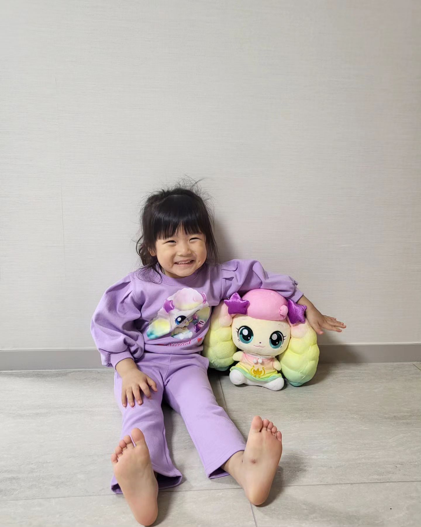 ♥ han ha rang ♥ + 1105
파산핑...시작인가....😅
.
.
.
#쥐띠맘 #쥐띠아기🐭 #쥐띠맘소통 #20년생 #20년생아기 #쥐띠아기 #애개육아 #애개육아맘 #강아지랑아기🐶👶 #하랑 #한하랑👼🏻 #하랑하랑해👼🏻 #보스턴테리어 #쥐띠딸 #딸랑구💕 #딸스타그램 #아기스타그램 #애기스타그램 #선팔하면맞팔 #육아스타그램 #육아일상 #육아소통 #육아일기 #육아소통맞팔