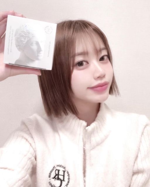 나예진 on Instagram: "#광고 🎀 실비아 뷰티바 🎀 비누 형태의 클렌징 제품은 처음 사용해보는데 생각보다 클렌징이 깔끔하게 잘 되어서 놀랐티비 👻 특히 거품이 엄청 쫀쫀해서 헹구고 나면