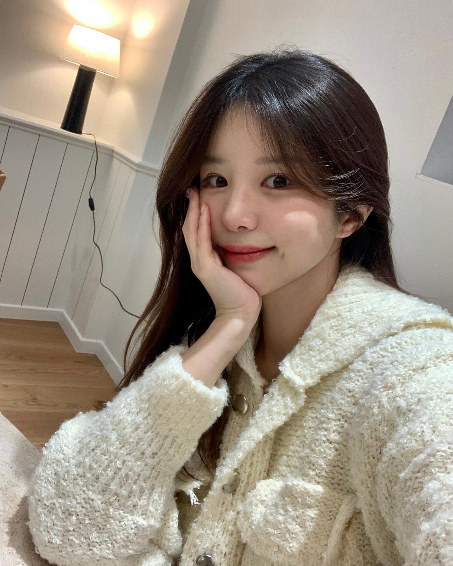 #협찬 내가 좋아하는 브라운렌즈 🤎🧸
오렌즈 덕분에 내 눈 또렷해졌즤..❤︎ꔛ❜

#샤인터치 #밀키렌즈 #밀키톤업 #영롱톤업 #데일리렌즈 #오렌즈 #olens #원데이렌즈 #렌즈추천 #뉴진스렌즈 #민지렌즈
