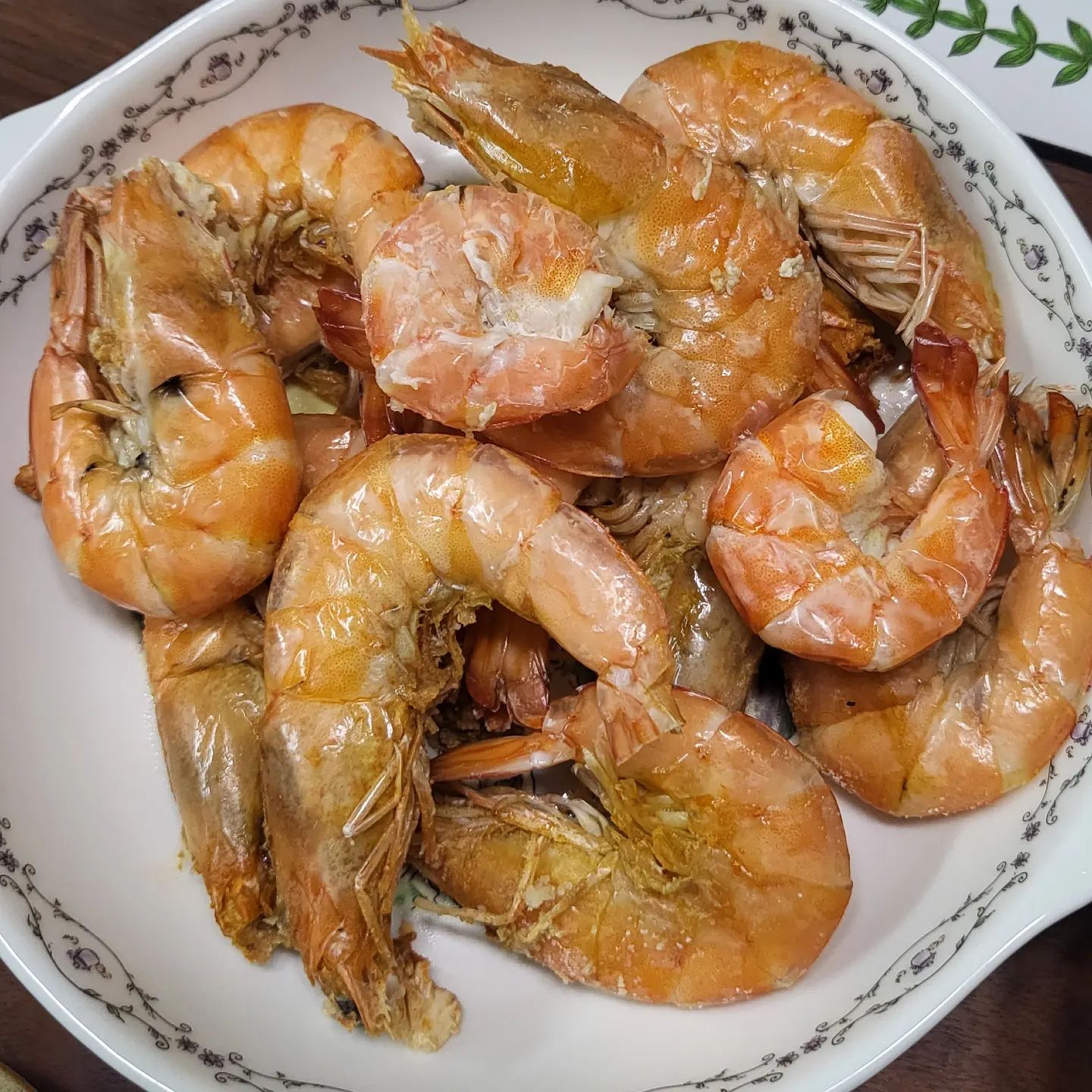 대하철이라 흰다리새우 먹었어요
맛있새우 🦐🦐🦐
#오늘뭐먹지 #연차 #집밥 #온더테이블 #새우 #새우구이 #흰다리새우 #홈쿡 #새우소금구이