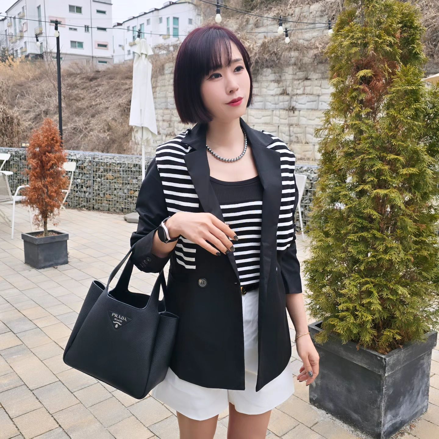 💜사전투표하고 왔어요!⠀
여러분!! 꼭~~ 투표합시다!
⠀
💓날씨는 꾸리하지만 즐거운 금요일❤️모두들 기분 좋은 하루되세요!!⠀
⠀
-아참,지난 친한 지인이 베트남음식점 피드올렸던 💗'분타' 일원점💗에서 오시는분들께 제 인스타보고 왔다고 하시면 음료나 맥주서비스 주신데요!⠀
그런데 토요일은 휴무라서 일요일이나 평일에 많이 찾아주세요~~🫶❤️⠀
⠀
⠀
⠀
⠀
#봄코디 #여자데일리룩 #데일리코디 #러블리코디 #러블리룩 #페미닌룩 #꾸안꾸 #패션뷰티 #ootd #오오티디 #데일리룩코디 #패션계정맞팔 #선팔하면맞팔 #선팔맞팔 #주말코디 #데이트룩 #패션계정 #패션맞팔 #패션스타일 #패션코디 #옷스타그램⠀
⠀
#투표합시다! ⠀