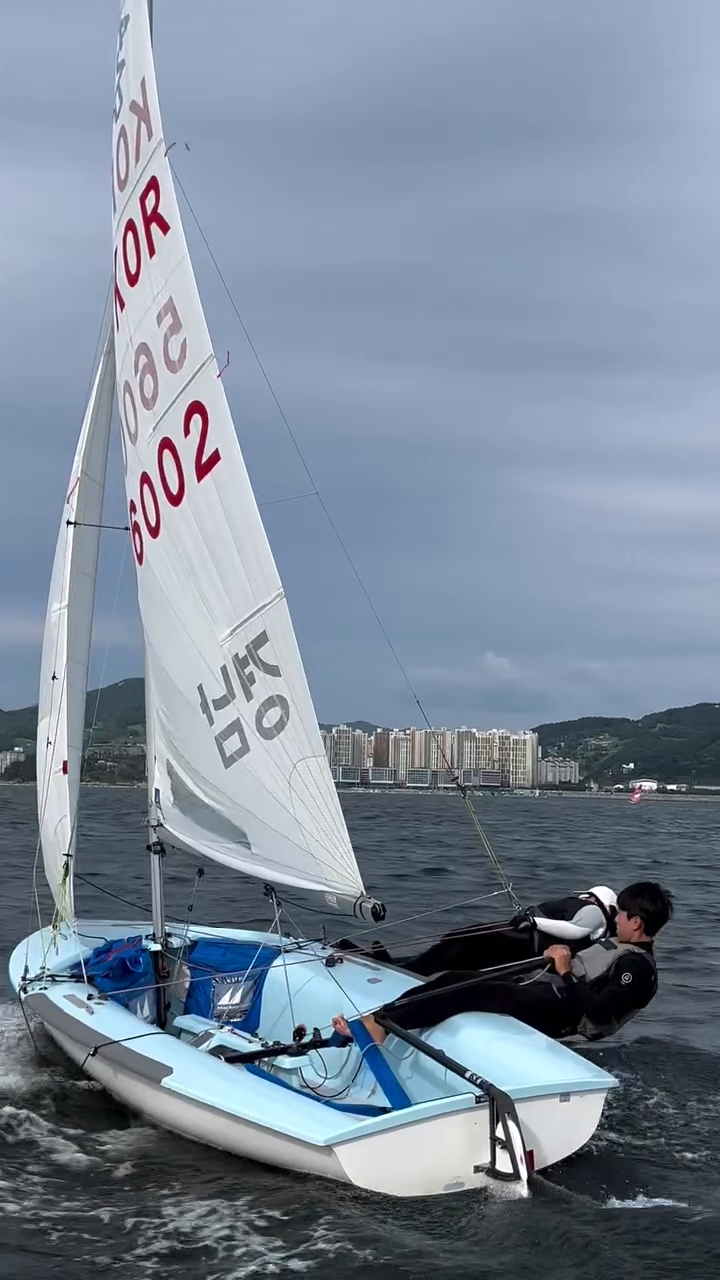 2023 sailing
.
.
.
.
.
.
.
#06 #my2023 #운동선수 #420 #sailing #유행따라가기