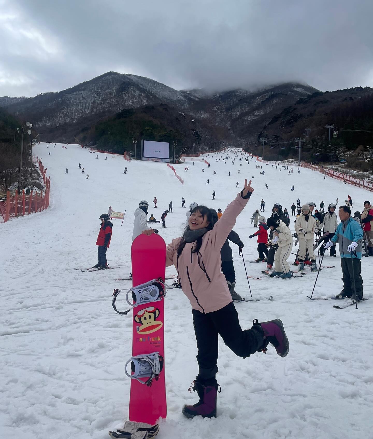올해 첫 보드도 성공적 🏂

애두다 고마오 🫶🏻