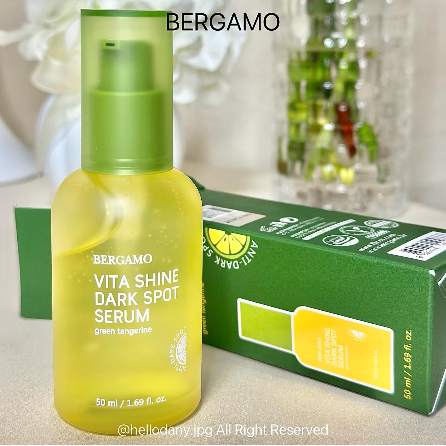 #제품제공 

✨피부톤 잡티 지우개
🏷️베르가모 청귤 비타 샤인 다크 스팟 세럼

🅷🅴🅻🅻🅾
피부에 청귤 비타민을 채워 맑은 생기를 선사해주는 세럼이에요🍊
비타민과 나이아신아마이드가 화이트닝, 잡티케어를 도와주고 촉촉하게 보습을 레어이링 해주니까 피부에 조명이 켜진 듯 환해지내요✨

 #베르가모 #청귤세럼 #미백세럼 #비타민세럼 #파룸체험단
