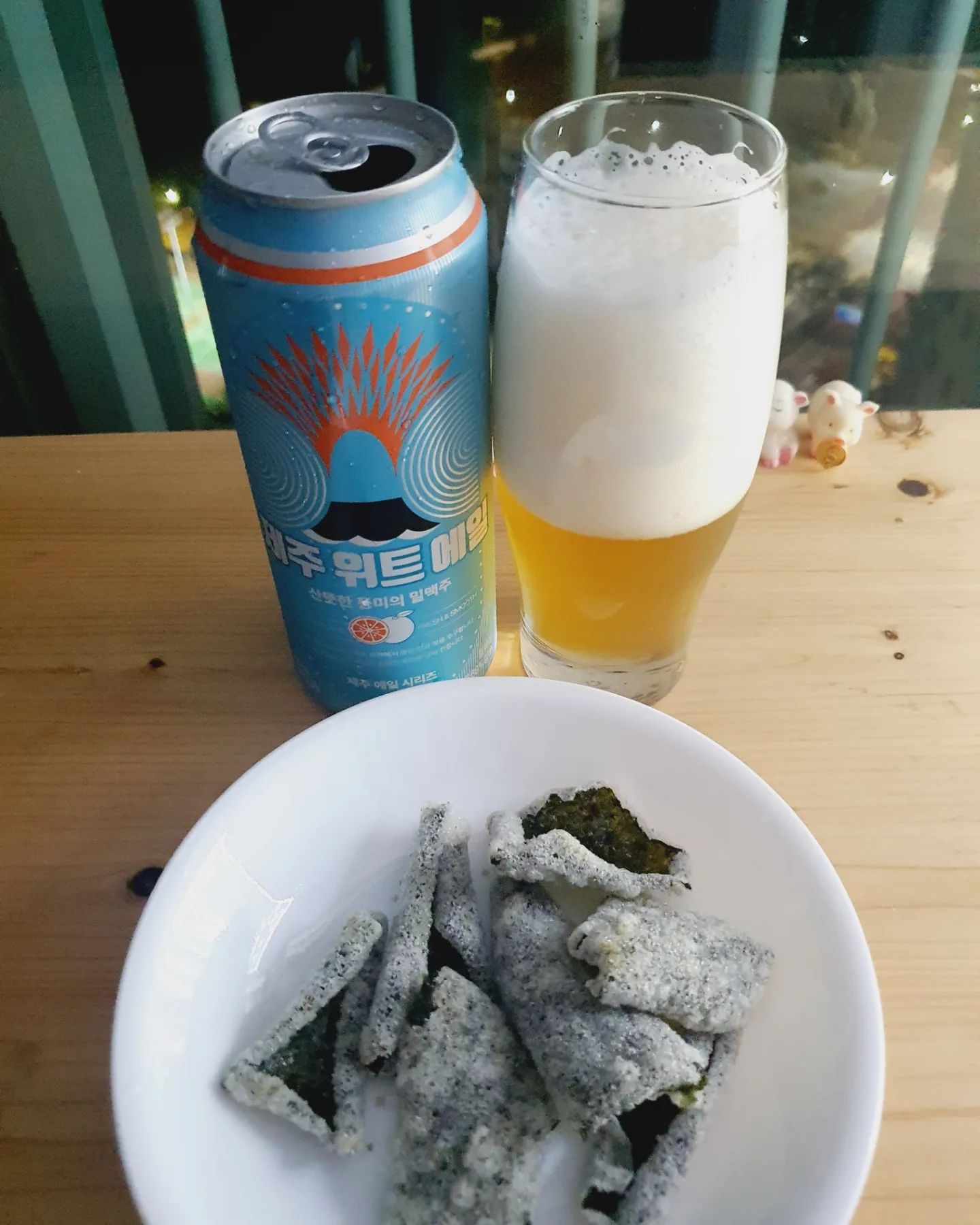 ♡❤️ 본 포스팅은 제주맥주의 서포터즈 활동의  일환으로 작성하였습니다♡❤

여러가지 문제로 머릿속이 복잡할땐?
제주위트에일🍻
흔들어 흔들어~~~~😃😃😃
흔들어 마시는 맥주!

#광고

#합성향료없는맥주
#제주위트에일 
#제주맥주
#위트있는제철단
#어글리어스
