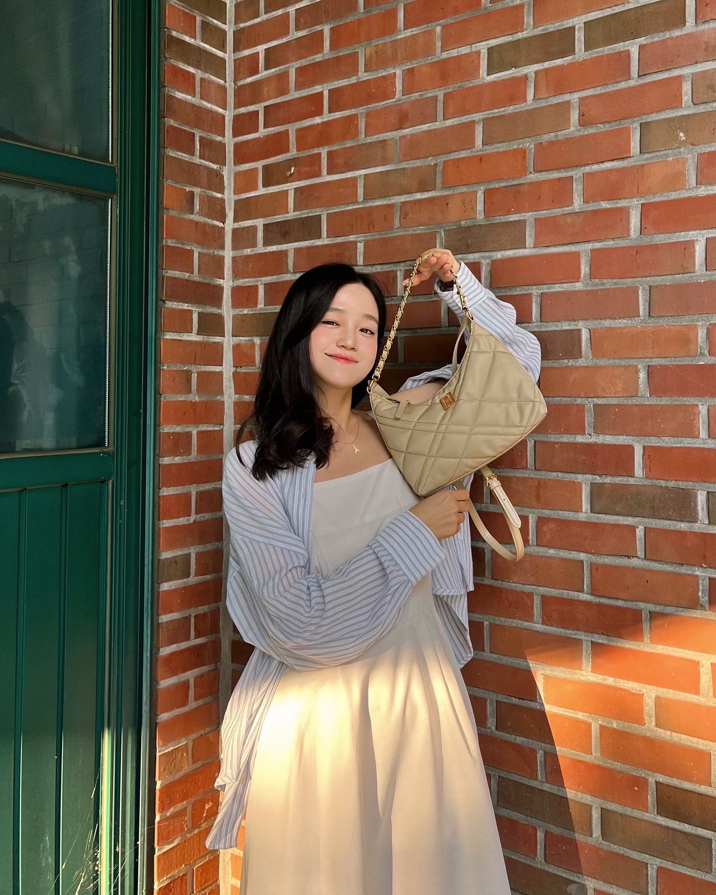 #광고

아우,,
이거 완죤
내스타일이쟈나,,
🫶🏻✨🫶🏻✨

-

dakskorea_accessories 

2024FW DD CHECKER 

모든 코디에 멋스럽게
어울리는 2024 FW #닥스체커
폭신폭신 편안한 느낌이지만
어딘가 확실히
세련됨이 묻어남😌🤍

#DAKS #닥스가방
#닥스토트백 #닥스숄더백 #닥스백팩