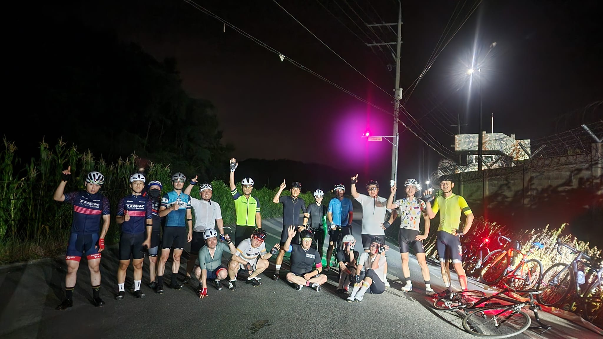 4년만에 휴가라이딩~~ㅎ

#문경새재그란폰도 이제 한달 남았습니다

대회장에서 뵐게요😀😍
#자덕