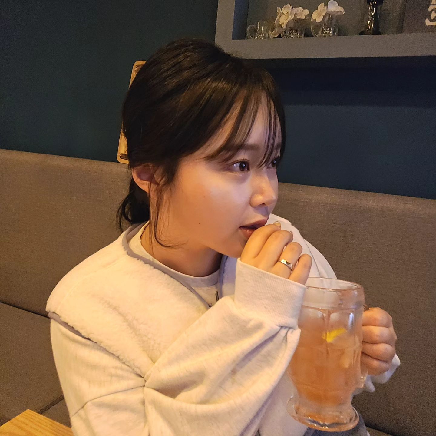 앞머리 자르고 회춘한 너낌!

아니 인모드 덕분인가...?♡
영원히 내 얼굴에 팔자가 안 생겼으면 하는 바람..

인모드 포마는 아프지도 않고
앞으로도도 꾸준히 받아야징 ㅋㅎ

콜라겐 탄력 부리부리♡

 
#셀카 #앞머리 #인어젯 #인어젯원조 #튠모드 #튠모드원조 #압구정인모드 #튠페이스 #압구정튠페이스 #인모드 #인모드리프팅 #디앤에이피부과