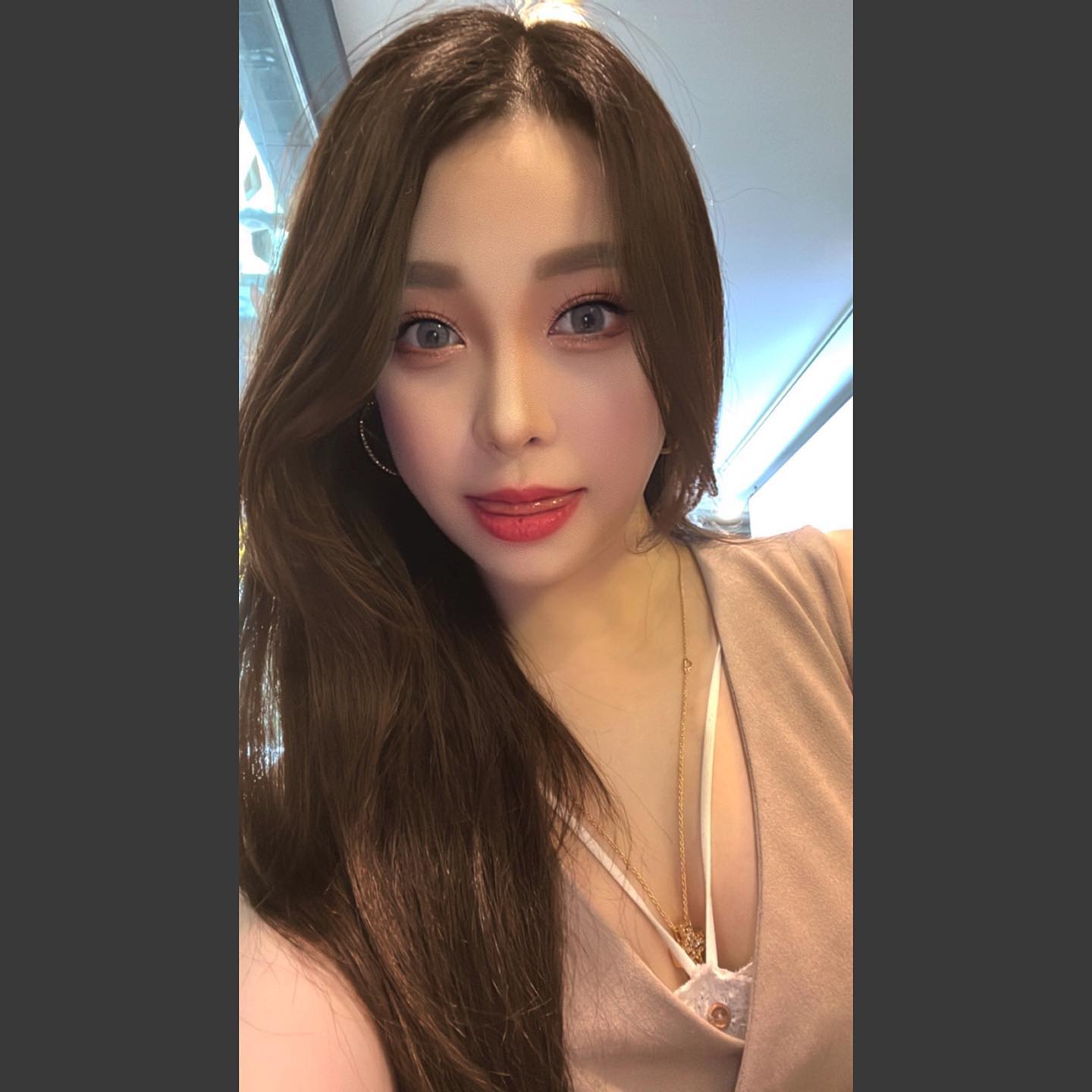 랄랄라~❣️
.
.
.
.
#instagram #ffff #followforfollowback #followers #뿜뿜 #랄라 #데일리 #일상 #일상기록 #휴일 #나들이 #팔로우 #팔로우백 #팔로우미 #팔로우반사 #와인스타그램 #셀카