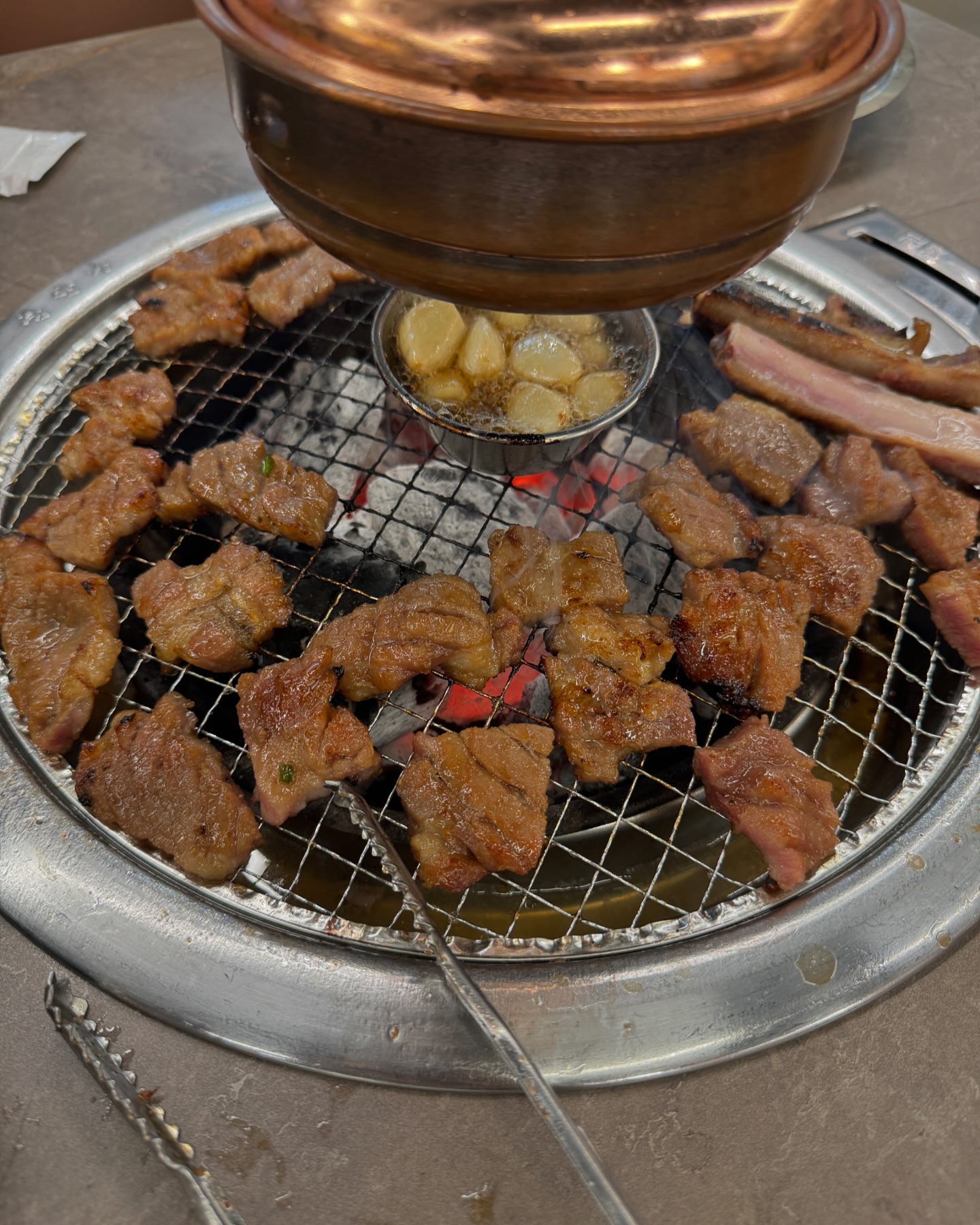 #첫줄👋 
엄빠랑 가족 다 같이 불금
갈비도 먹고 샤브샤브도 먹고
다양하게 즐길 수 있다
마지막엔 샤브샤브에 칼국수까지
고기 굽느라 사진을 많이 못 찍었네ㅠ

loveme_2874 

#낙원갈비집부천옥길점 #옥길동맛집 
#옥길맛집 #옥길동고기집 #옥길동갈비
