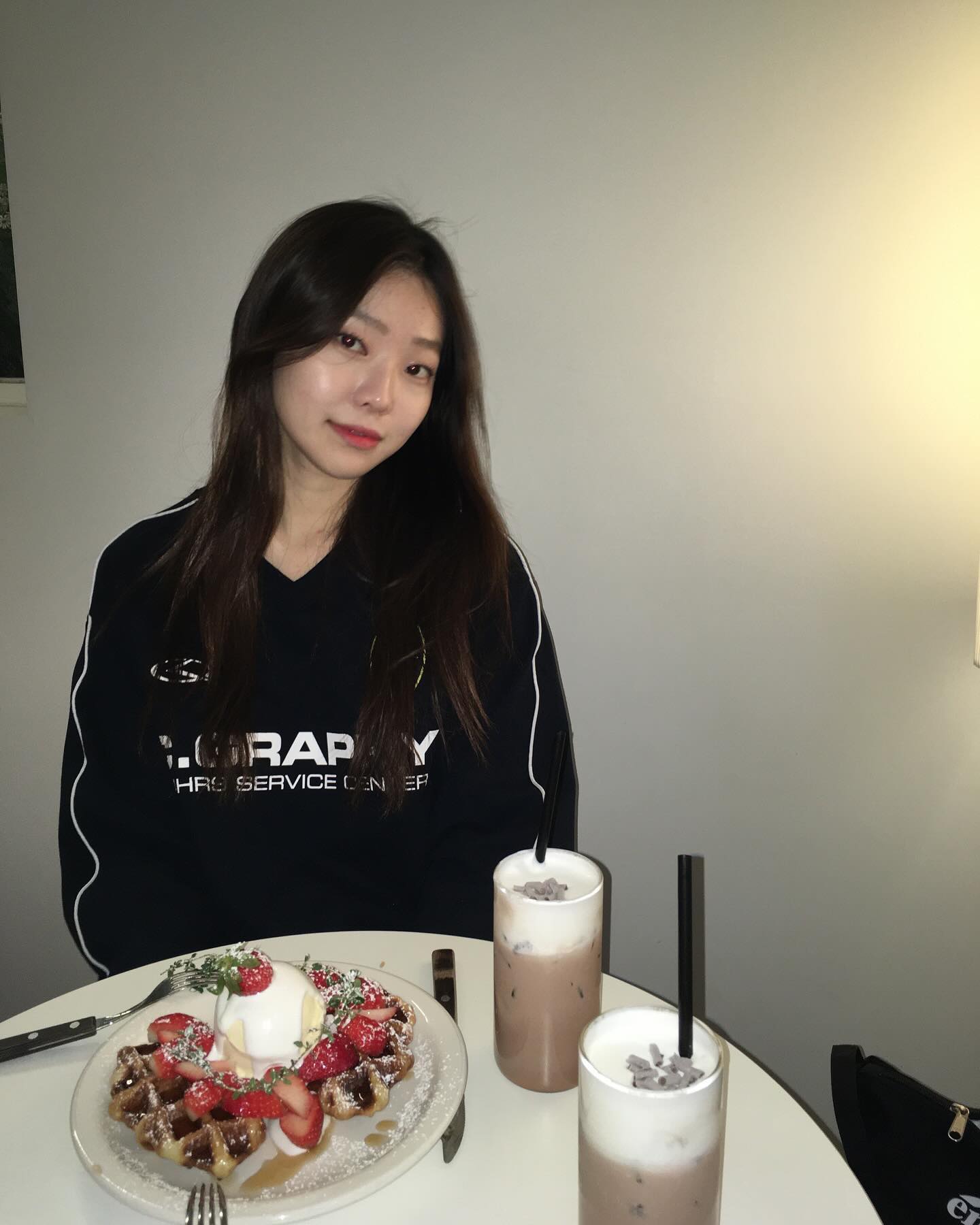 겨울 좋아 싫어 좋아 딸기 좋아 🎄