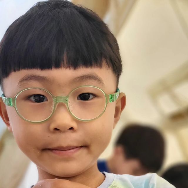 조혜연 on Instagram: "#광고 우리아이 안전을 위한 필수템 #미아방지팔찌 . 어릴때 필요할줄 알았는데 천방지축인 아들램 때문에 오히려지금이 더 절실해진 미아방지팔찌 . 외출시 어디로튈지