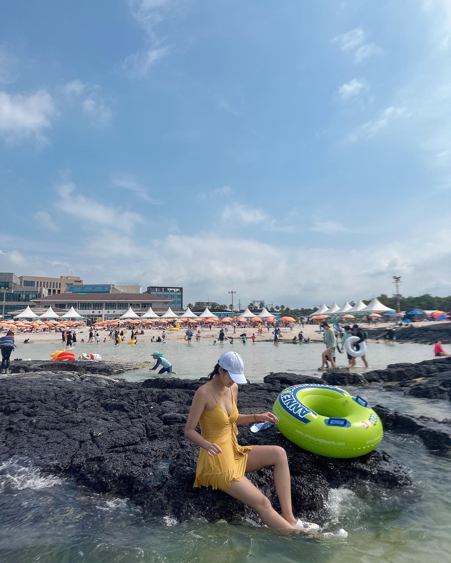 여름 제주🫶
.
.
#물놀이 #바다수영 #제주도 #여름제주 #해수욕장 #협재해수욕장 #바다 #제주여행 #여행 #여행스타그램 #국내여행 #일상 #daily #ootd #selca #selfie #셀피 #셀카 #셀스타그램 #fff #f4f #lfl #l4l #소통 #선팔맞팔 #인친 #좋아요 #좋반 #행복 #🌊