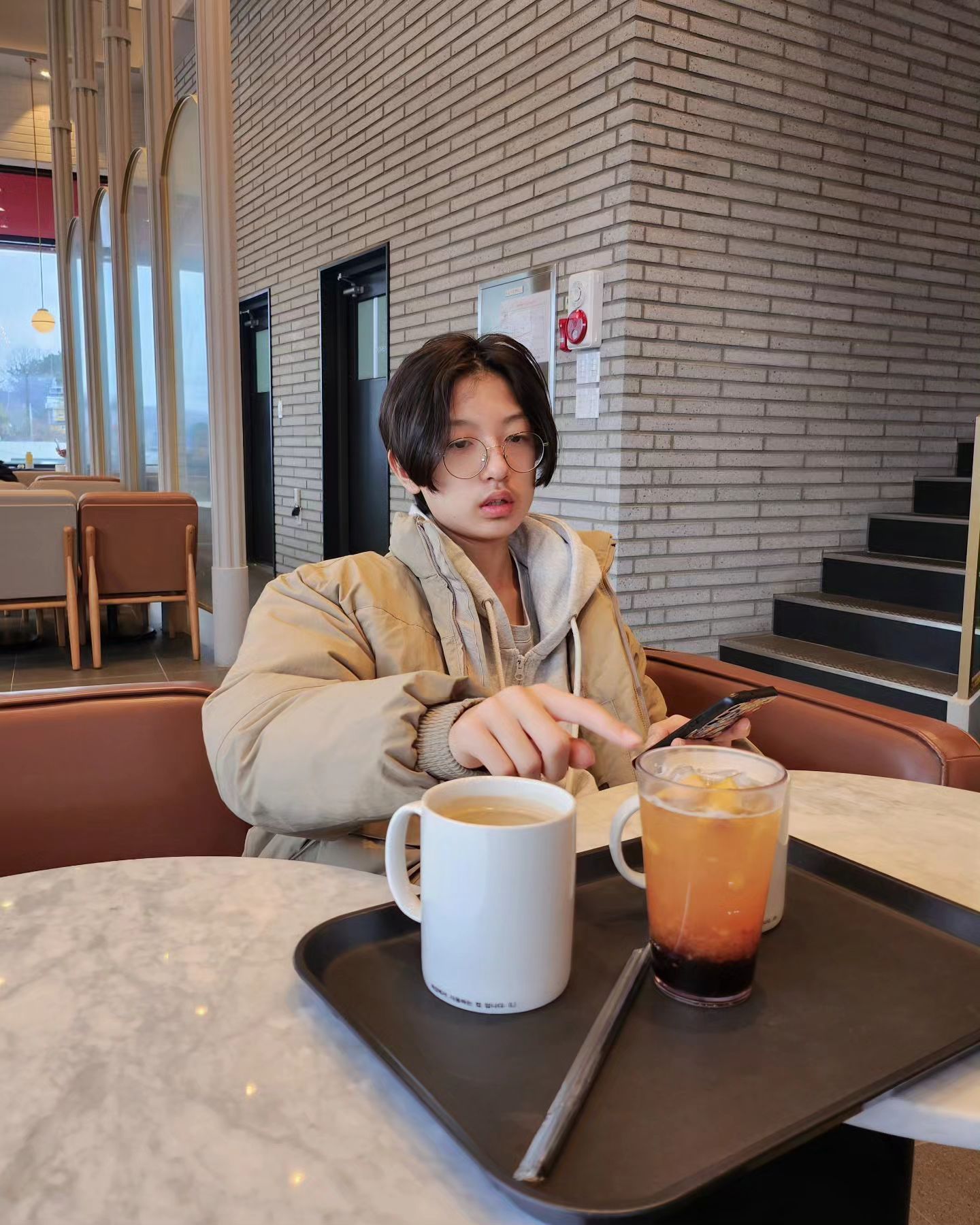 다 쓴 쿠폰은 쓰자마자 바로 삭제하기~♡
쓴쿠폰인지 아닌지 몰라서 확인하러 옴 ㅋ

#커피스타그램 #오랜만에투썸 #1월1일 #사람바글바글