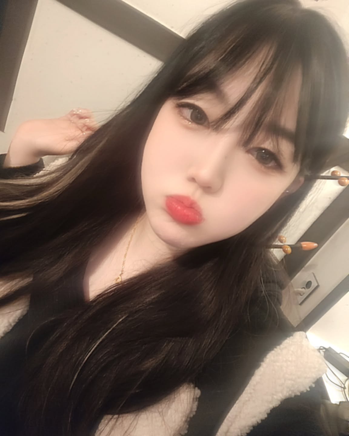 요즘 셀카를 잘안찍게 되넹?
.
.
.
오랜만에 셀카✌️
.
.
#셀카#유라이크
