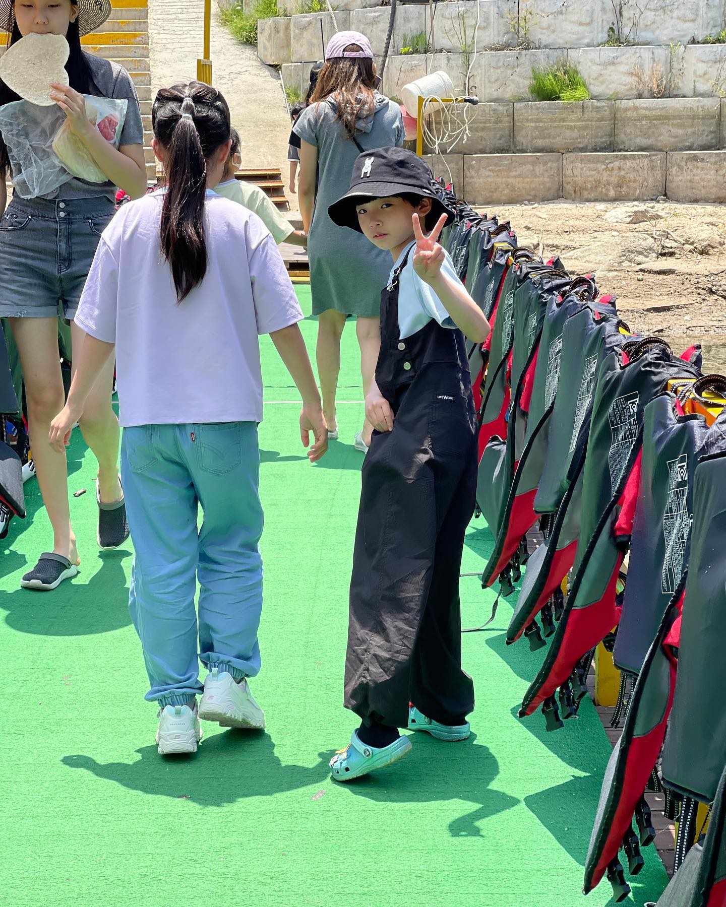 #명강이 6

햄-벅😚