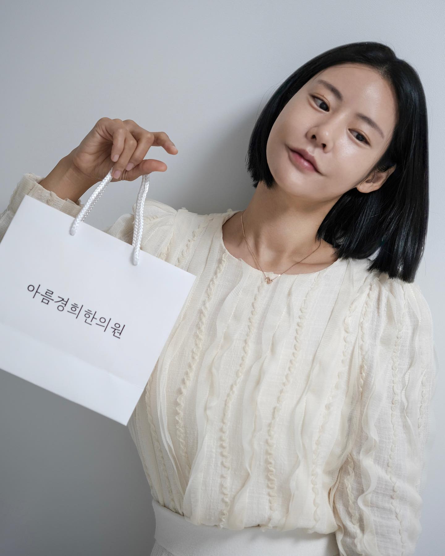 살이 부쩍 쪄서 아름환 스텝 1단계먹으면서 다이어트 시작!!!
목표체중 잡고! 꾸준히 감량해보기로〰️🖤

#아름환 #다이어트환 #아름경희한의원 #강남다이어트한의원 #다이어트클리닉 #다이어터