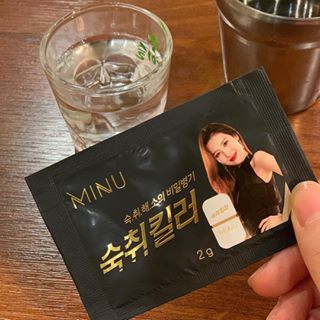 언제나 한결같이, 착한사람 on Instagram: “어쩌다보니 또 숙취해소제리뷰..🤣 레몬맛인데 전혀 약맛나지 않고 달달하니 맛있었다🍋 나는 소주에 타먹구 지인들은 물에 타먹었는데 다들 맛있다구 난리~ 담날 숙취는 당연히 없었음👍🏻 . . . . . #MINU #미누 #미누숙취킬러 #MINU숙취킬러…”