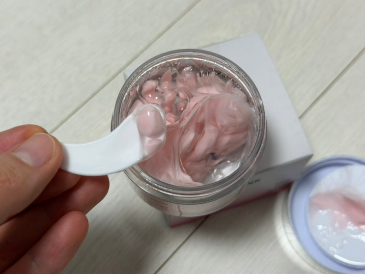 [ESKIN 블랙 PDRN 핑크 엑소좀 크림] 집에서 만나는 에스테틱급 케어  PDRN 핑크 엑소좀 크림
