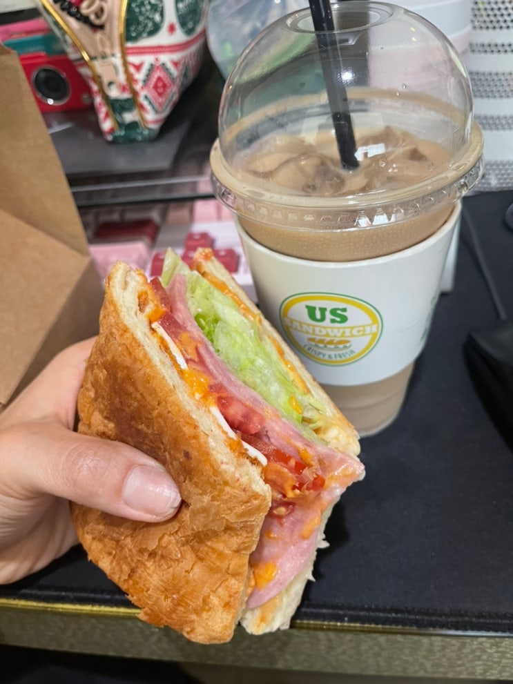 왕십리샌드위치 어스샌드위치 왕십리점 다녀왔어요! 상왕십리역 근처 샌드위치 맛집입니당
