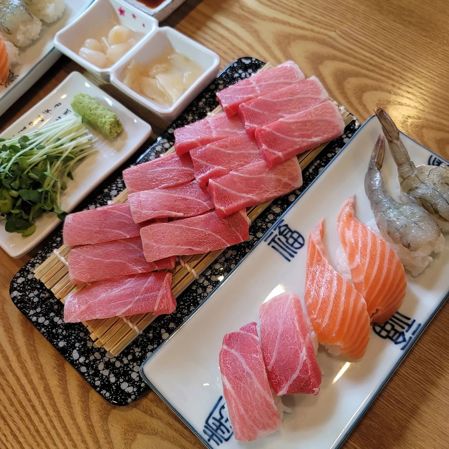 와 여기 진짜 맛있네❤
#누리초밥#강남역초밥#신논현초밥