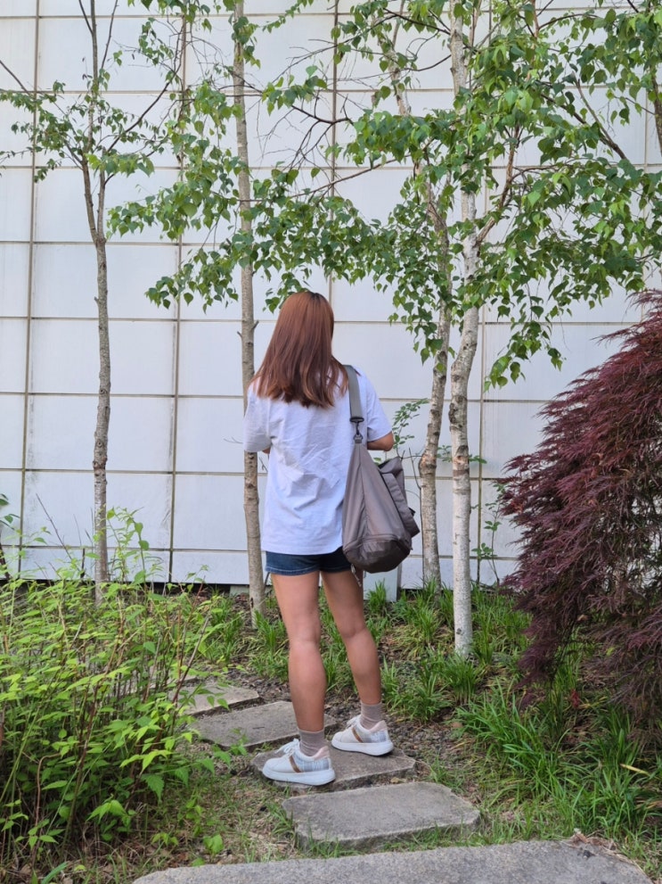 스탠다드에러 오버핏 남녀공용 데일리 베이직 반팔티셔츠 (무신사)