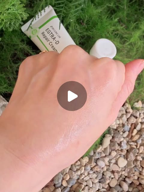 [3W CLINIC (주)한국자이화장품] 이지트라 고함량 EGF 트라넥삼산 재생크림