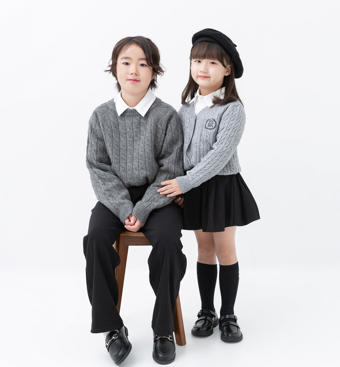 도하율남매 👦🏻👧🏻❤️ 

이쁘게 담아주셔서 감사합니다 💖
studio.jigu 

#동탄사진관 #화성사진관 #가족사진 #아기사진

#내사랑 #기요미들 #사랑해
#여아모델 #아역배우 #키즈모델 #피팅모델 #일상 #데일리 #kids #girl #촬영기록 #캐스팅