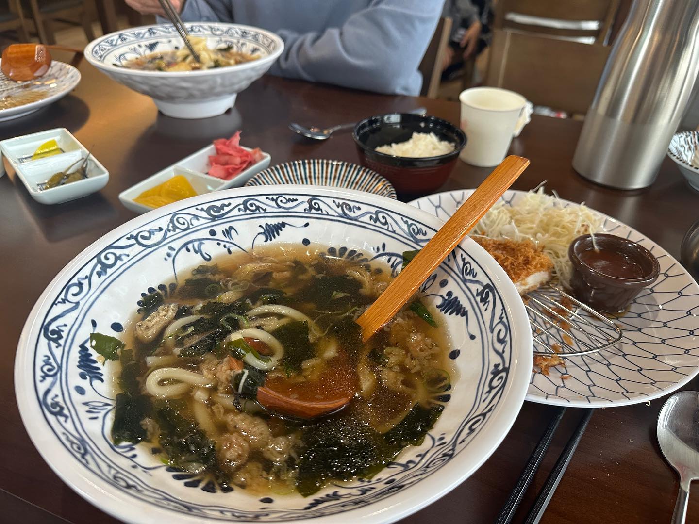 시댁 놀러와서 우동냠냠
우동도 맛잇는데 돈가스더 맛잇당
#천안맛집#아산맛집#탕정맛집#삼동소바탕점점