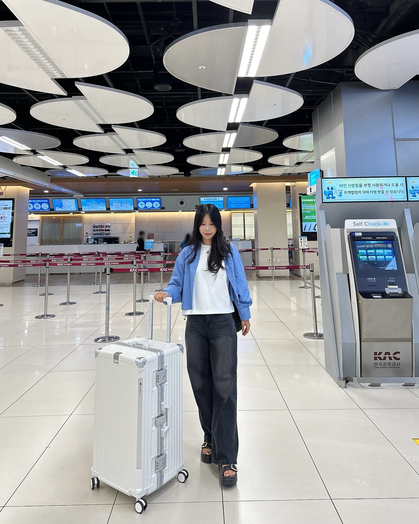 #협찬 🤍 가쟈 ✈️
.
.

.
.

@ reimble_official
#레임블캐리어 #렉탱글캐리어 #수하물캐리어 #튼튼한캐리어 #여행용캐리어 #유럽여행캐리어 #예쁜캐리어 #대용량캐리어 #감성캐리어 #여행스타그램 #여행가방 #조용한캐리어 #캐리어추천