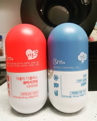 혀낭 그리고 빵뎅 on Instagram: “#혀낭쓰리뷰  맨날 말로만 하는 #아가리어터 인 내가, 다홍이천둥이를 먹어보니 다이어에는 보조제 및 식단관리가 너무 중요한 것을 깨달았다는.. 다이어트는 단기간이 아닌 #장기간레이스 라는 사실! 다홍이와 천둥이만 있다면 꾸준히 할 수 있을 것 같다는…”