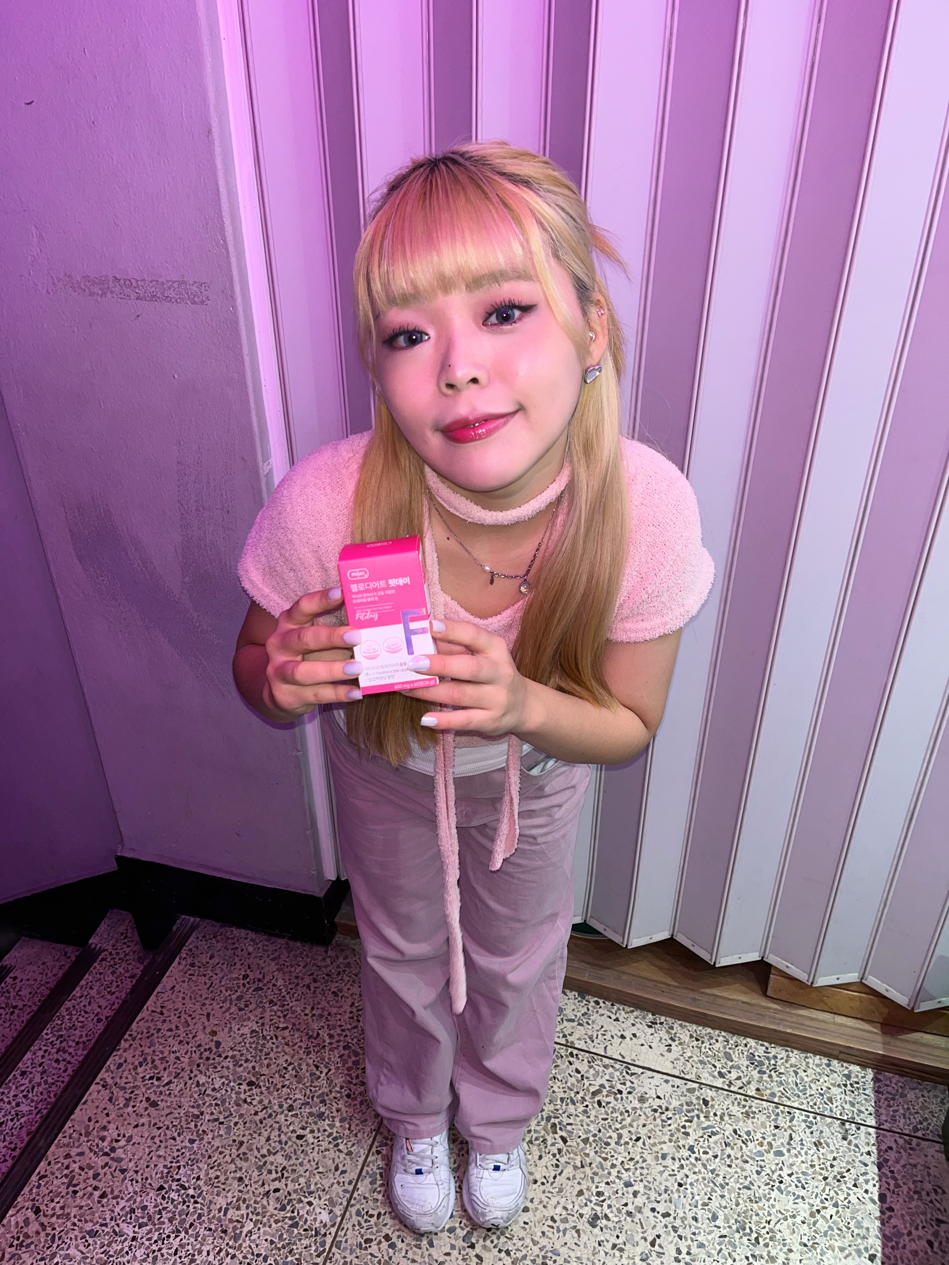 뷰티,패션,맛집,카페 다양한 리뷰 컨텐츠 서비스입니다! 5