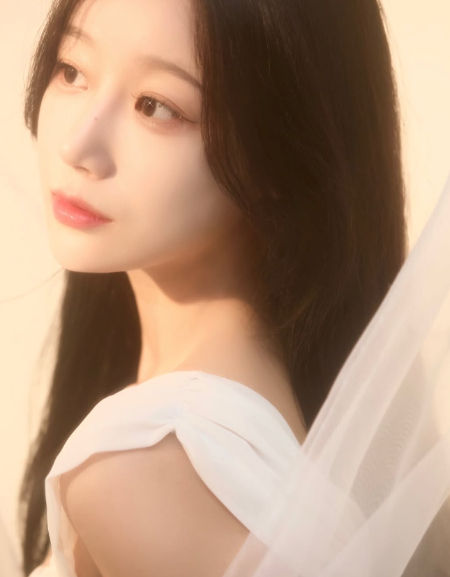 현 콘텐츠 마케터/모델로 퀄리티 높은 콘텐츠 제작해드립니다. 5