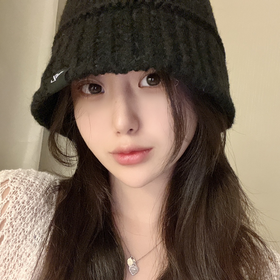 현 콘텐츠 마케터/모델로 퀄리티 높은 콘텐츠 제작해드립니다. 4
