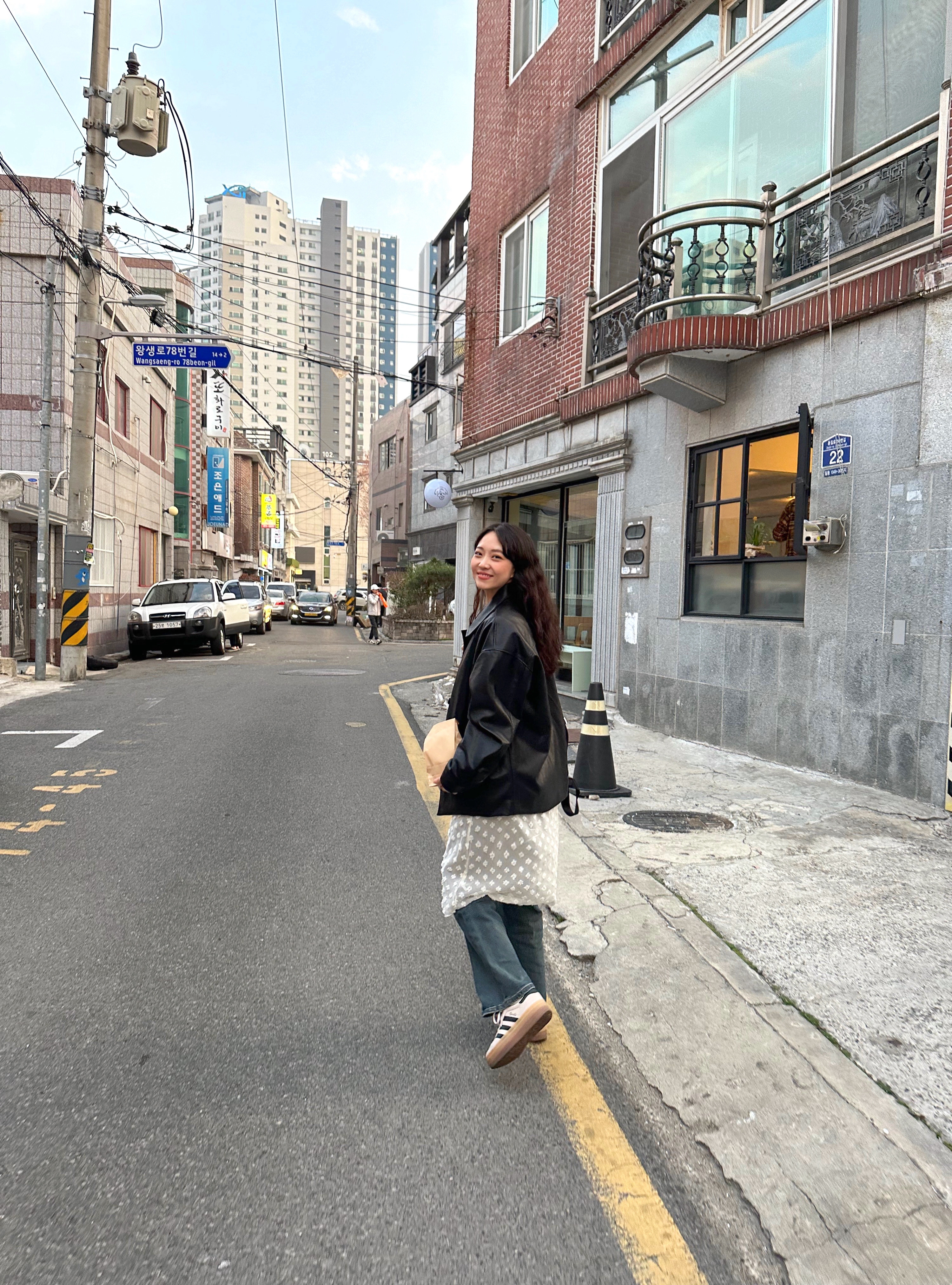 [카페리뷰/ 맛집 / 핫플 / 패션뷰티] 인스타 감성 사진 🖤 2