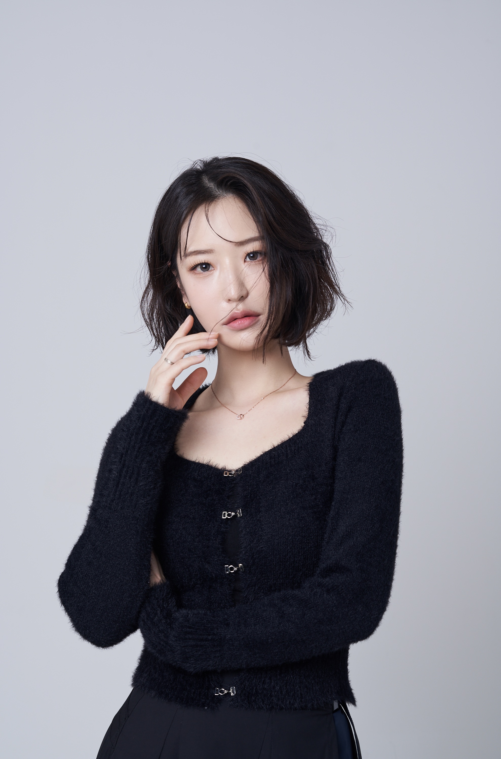 옷을 입고 무용을 이용한 영상, 릴스 사진  4