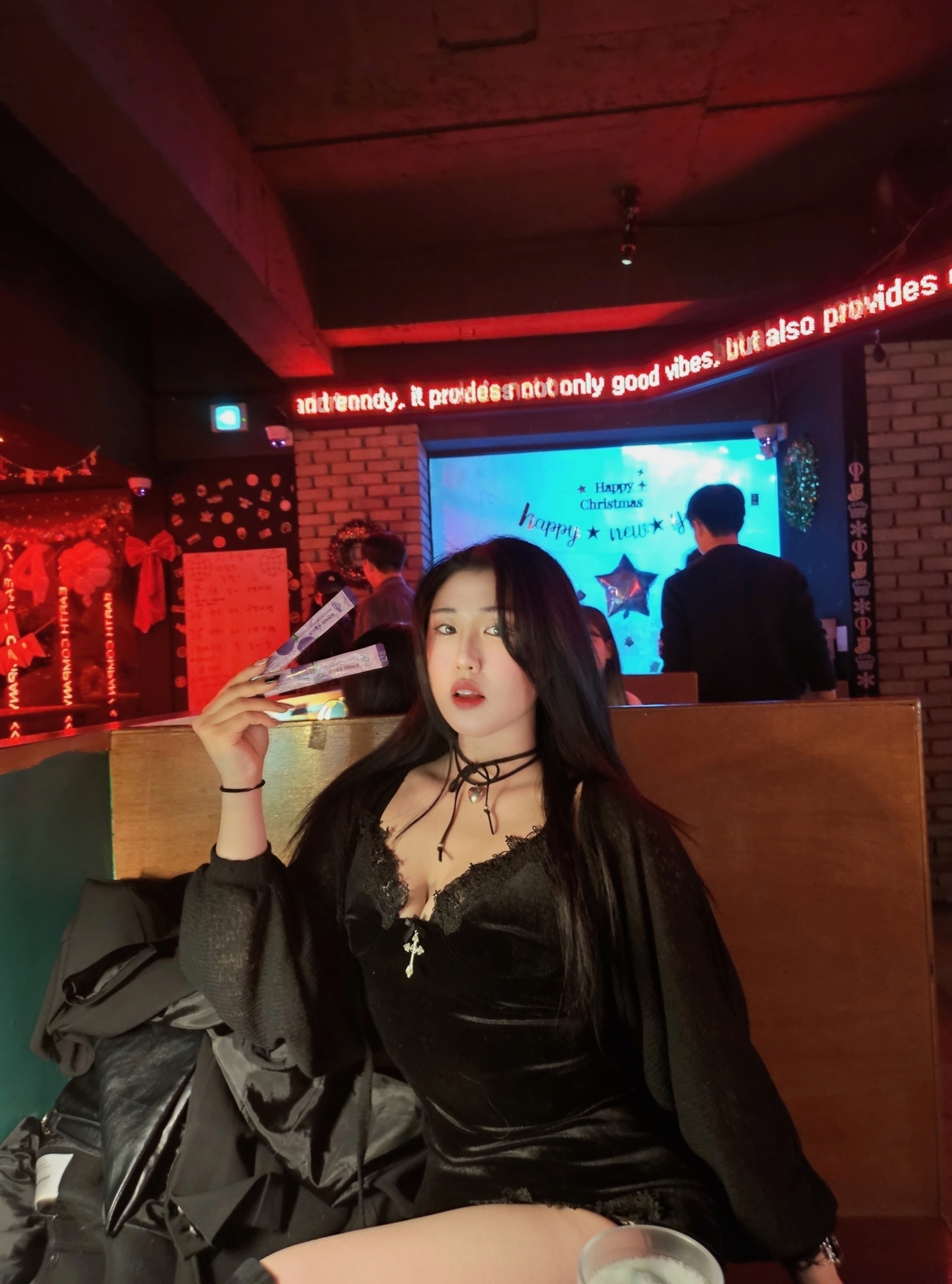 헬스/뷰티/숙소/식품/맛집등등 다양한 리뷰가능한 일반인모델입니다🩷 7