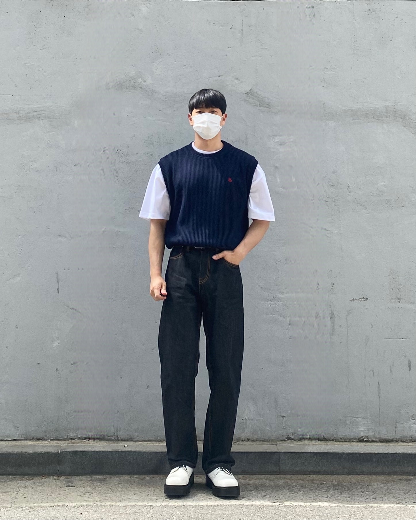 브랜드 특성에 맞게 데일리룩 패션에 녹여드려요  3