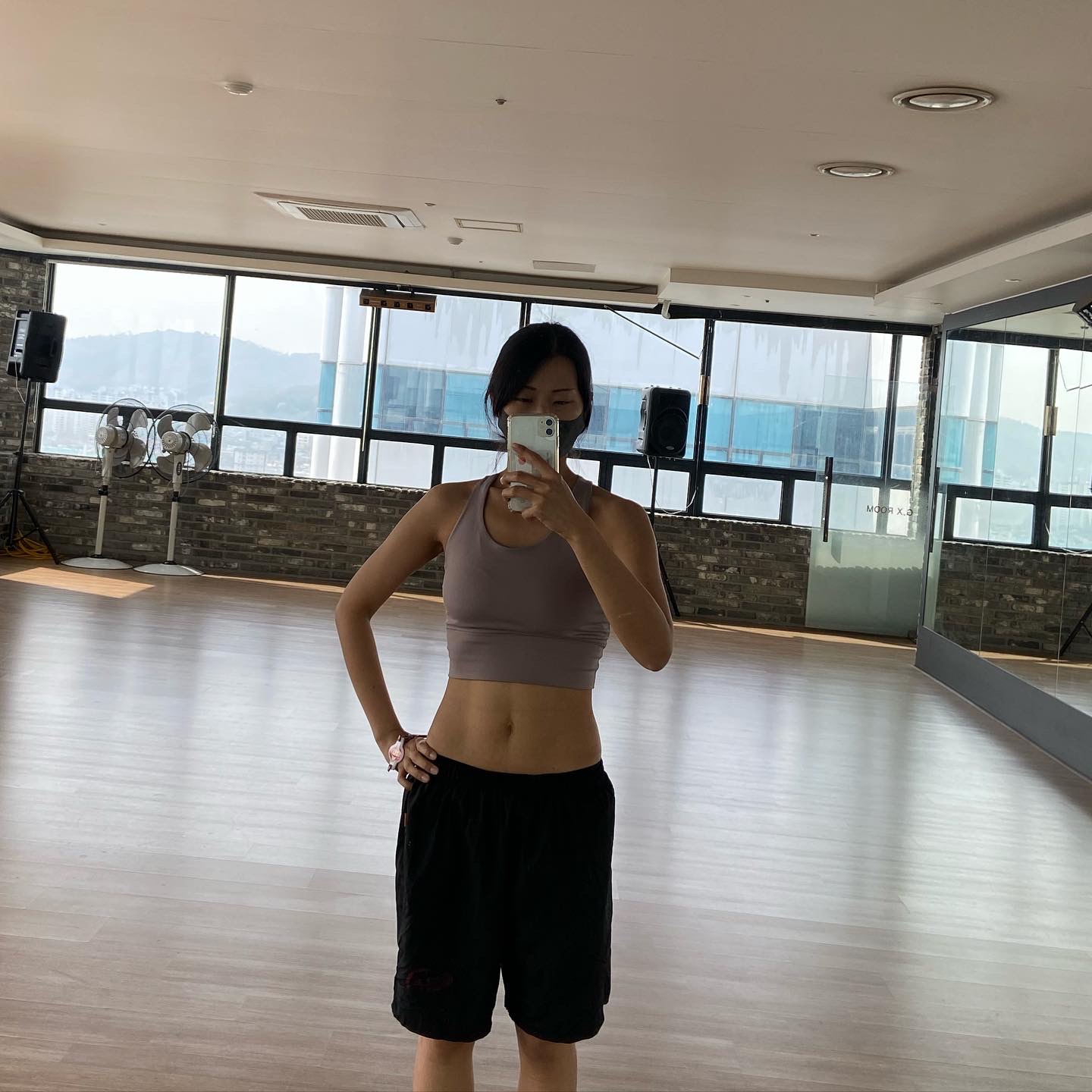 인스타그램 얼굴 노출 모델 뷰티 의류 식품 7